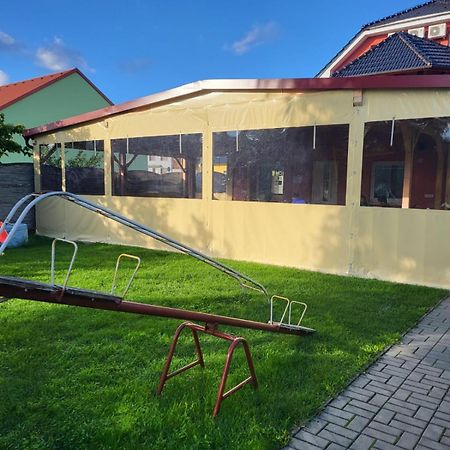 Restaurace A Penzion U Jessyho 페르나 외부 사진
